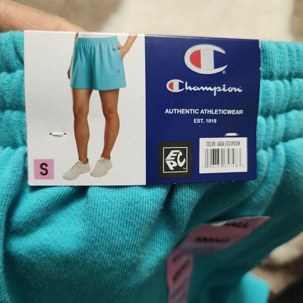 Champion Ladies Embroidered Logo Side Seam Pockets Soft French Terry Short NWT - Picture 3 of 6